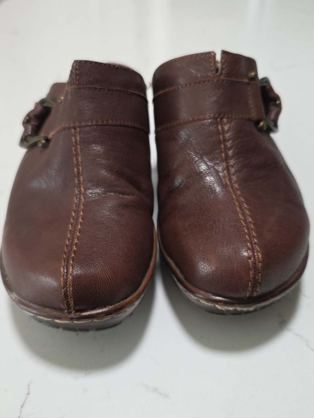 Baretraps W Brown Leather Slip-On Clog Mule with Decorative Buckle Size 10M